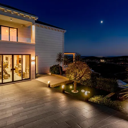 Maria - Exclusive Privacy