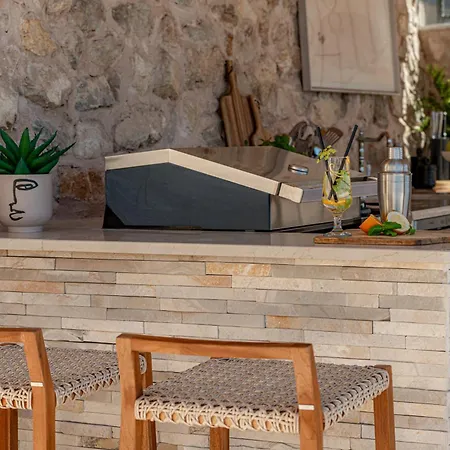 Maria - Exclusive Privacy