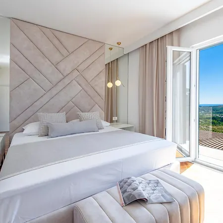 Maria - Exclusive Privacy Villa *