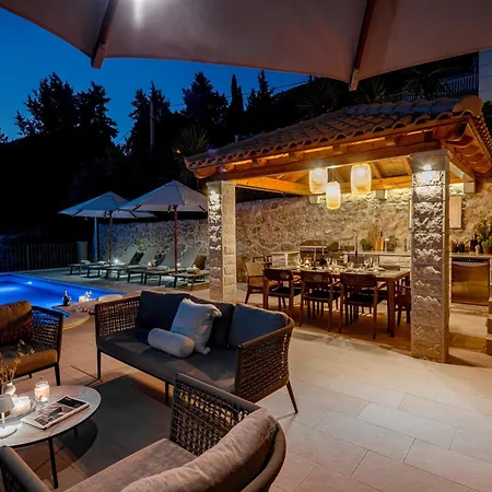 Maria - Exclusive Privacy Villa *