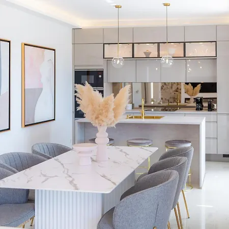 Maria - Exclusive Privacy