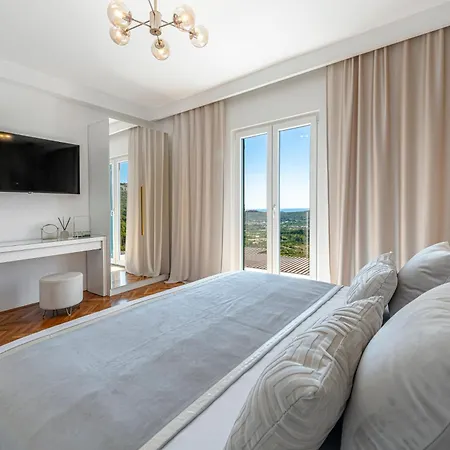 Maria - Exclusive Privacy Villa