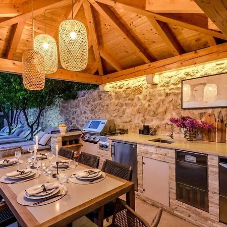 Maria - Exclusive Privacy Villa *