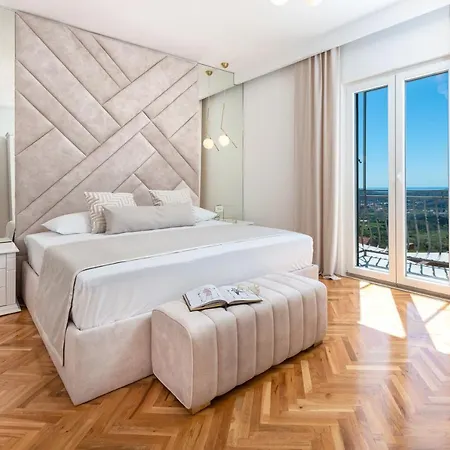 Maria - Exclusive Privacy Dubrovnik